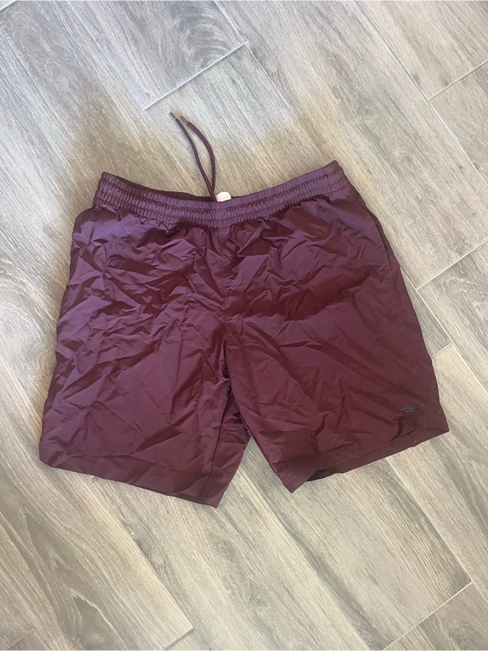 Reebok Men's Burgundy Athletic Shorts with Drawstring
